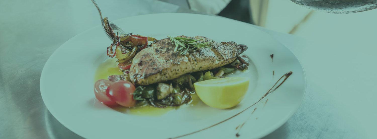 How to Prepare to Get Food Service Jobs