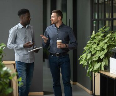Elevator Pitch: Tips & Examples Elevator Pitch: Tips & Examples
