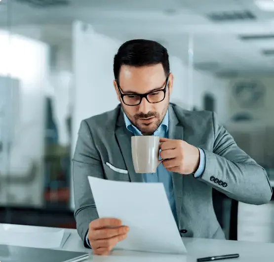 select-from-hundreds-of-resume-examples-tablet@2